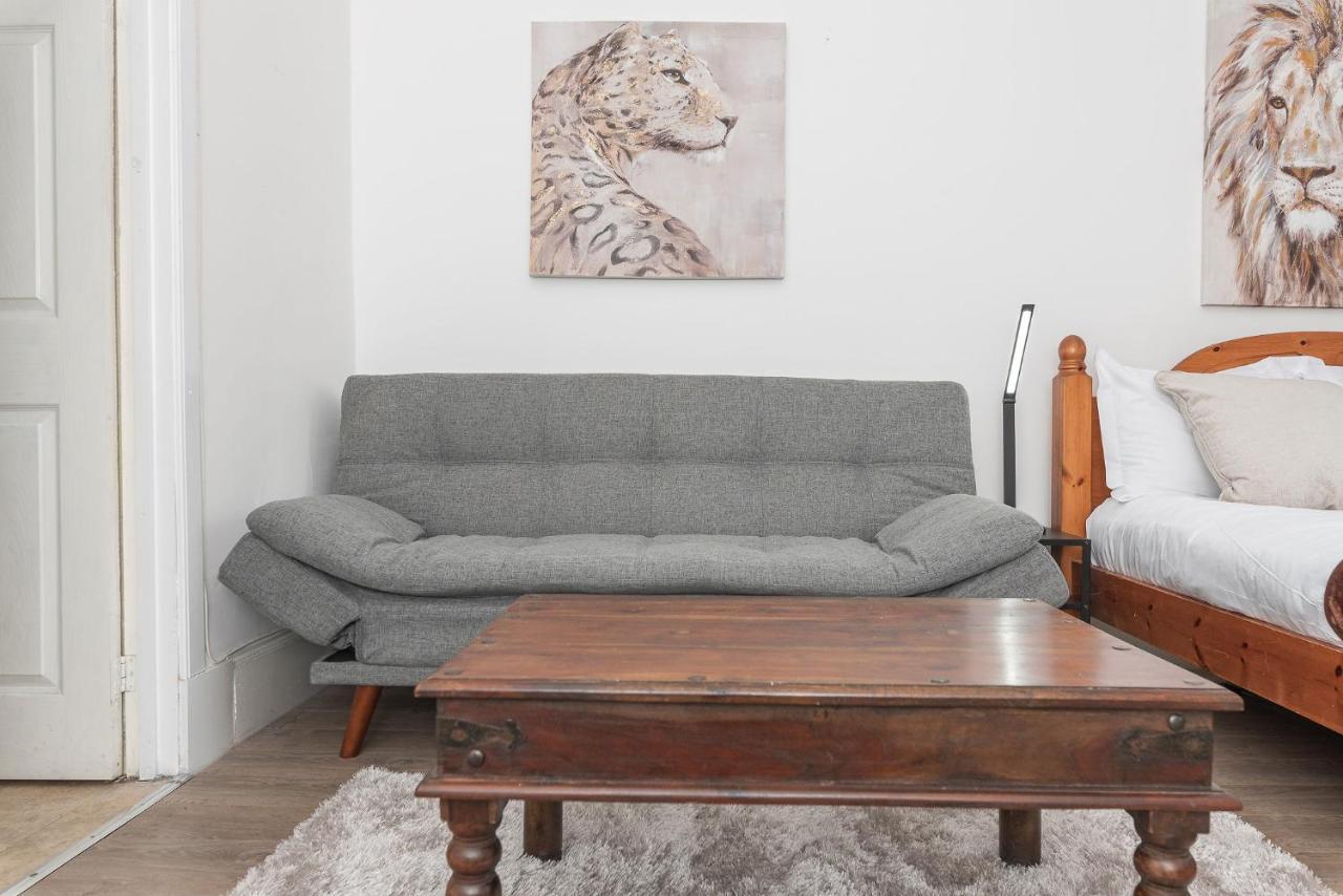Spacious Ensuite Rooms In Edinburgh City Centre - Excellent Location Ngoại thất bức ảnh