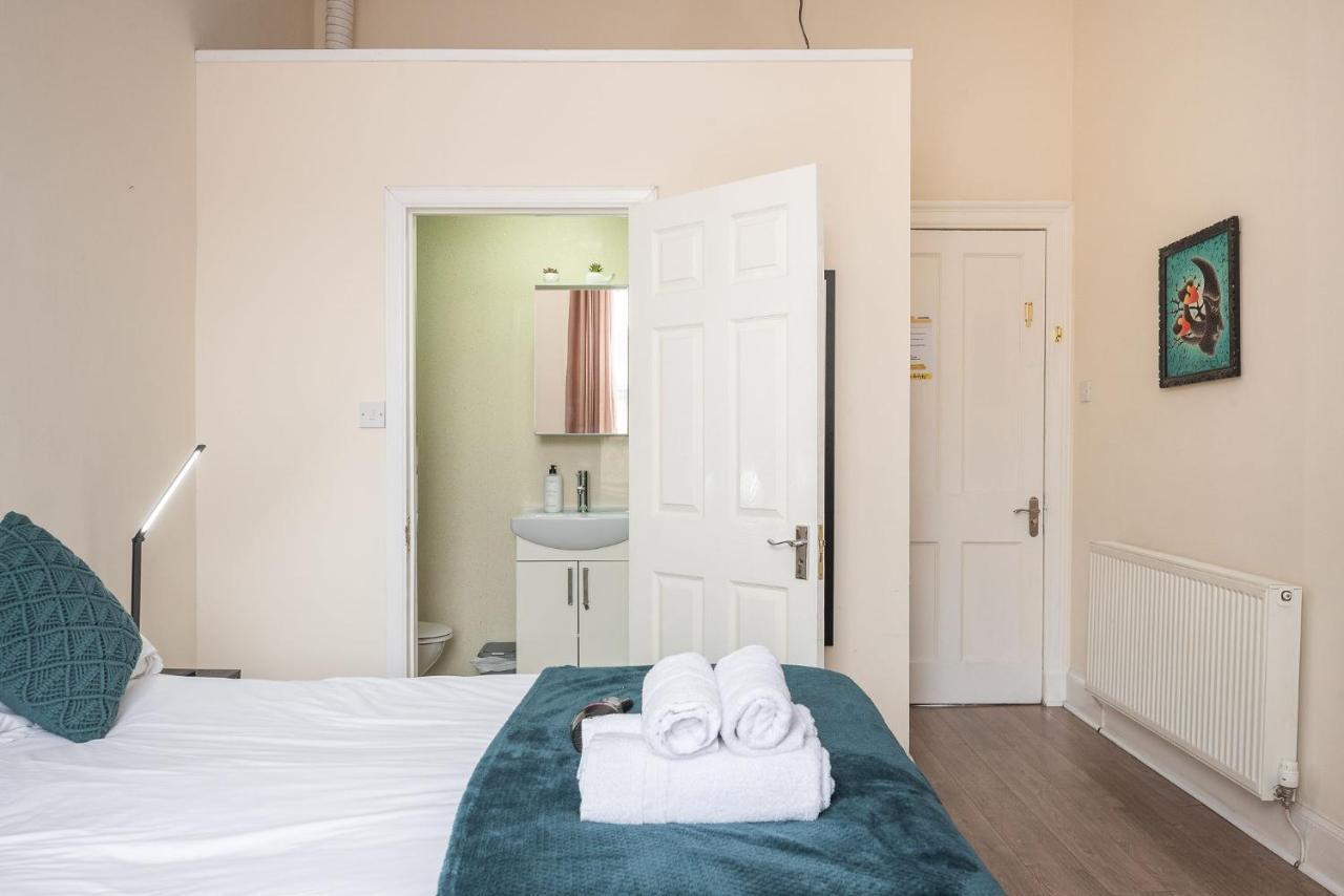 Spacious Ensuite Rooms In Edinburgh City Centre - Excellent Location Ngoại thất bức ảnh