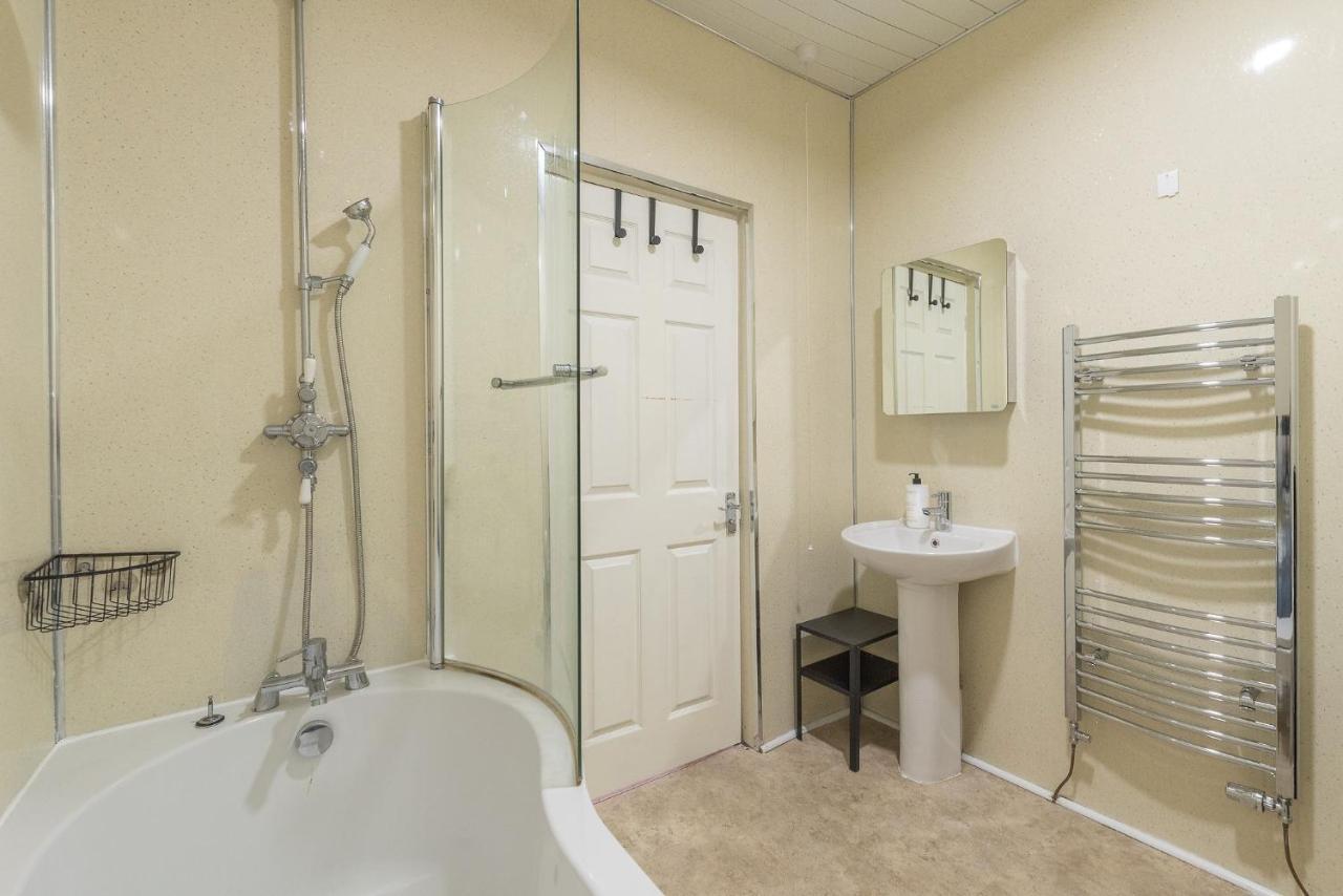 Spacious Ensuite Rooms In Edinburgh City Centre - Excellent Location Ngoại thất bức ảnh