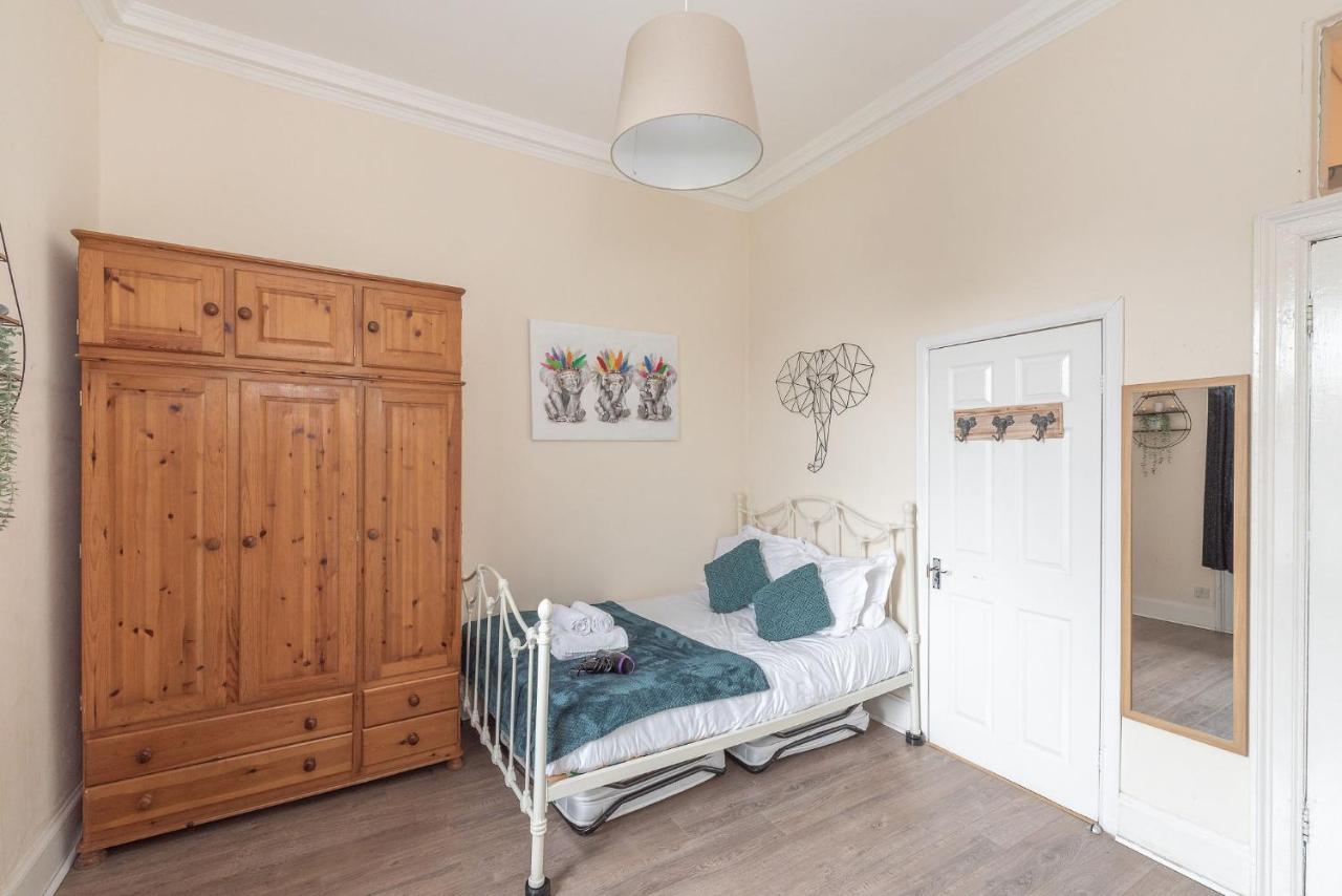 Spacious Ensuite Rooms In Edinburgh City Centre - Excellent Location Ngoại thất bức ảnh