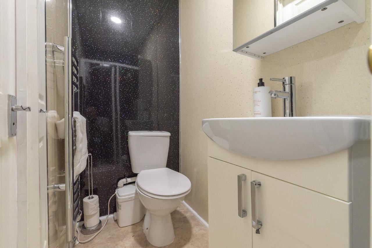 Spacious Ensuite Rooms In Edinburgh City Centre - Excellent Location Ngoại thất bức ảnh