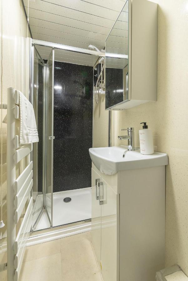 Spacious Ensuite Rooms In Edinburgh City Centre - Excellent Location Ngoại thất bức ảnh