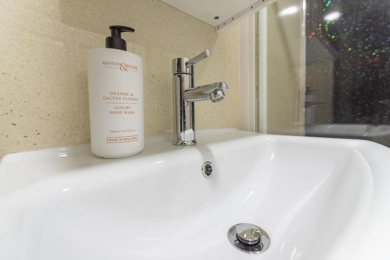 Spacious Ensuite Rooms In Edinburgh City Centre - Excellent Location Ngoại thất bức ảnh